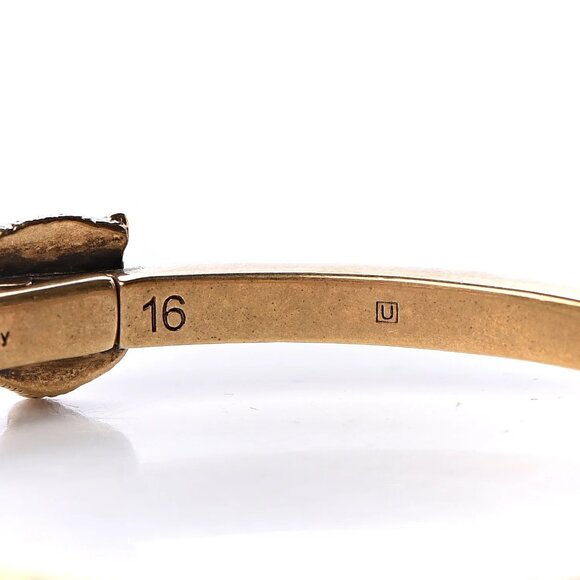 Gucci Metal Studded Feline Head Bracelet in Aged Gold - Picture 7 of 8
